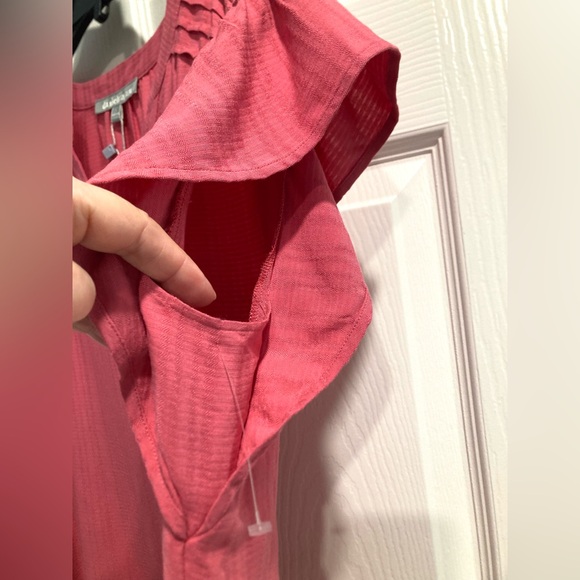 NWT Daniel Rainn Women Blouse Size Small Salmon Pink V-Neck Short Ruffle Sleeve - Picture 4 of 10
